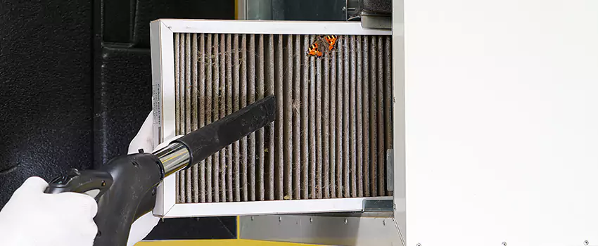 Clogged Air Duct Cleaning Process in Country Club Hills, IL